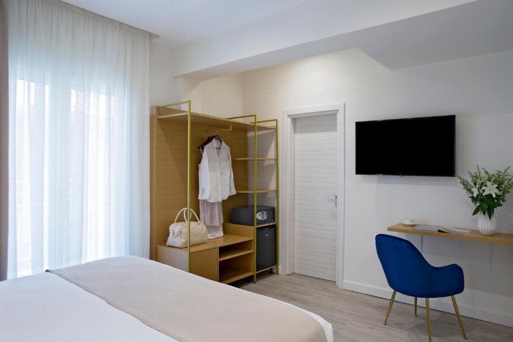Hypnos Inn Athens - 5