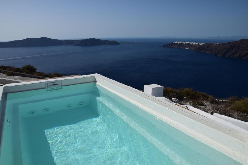 Amaze Suites - 14