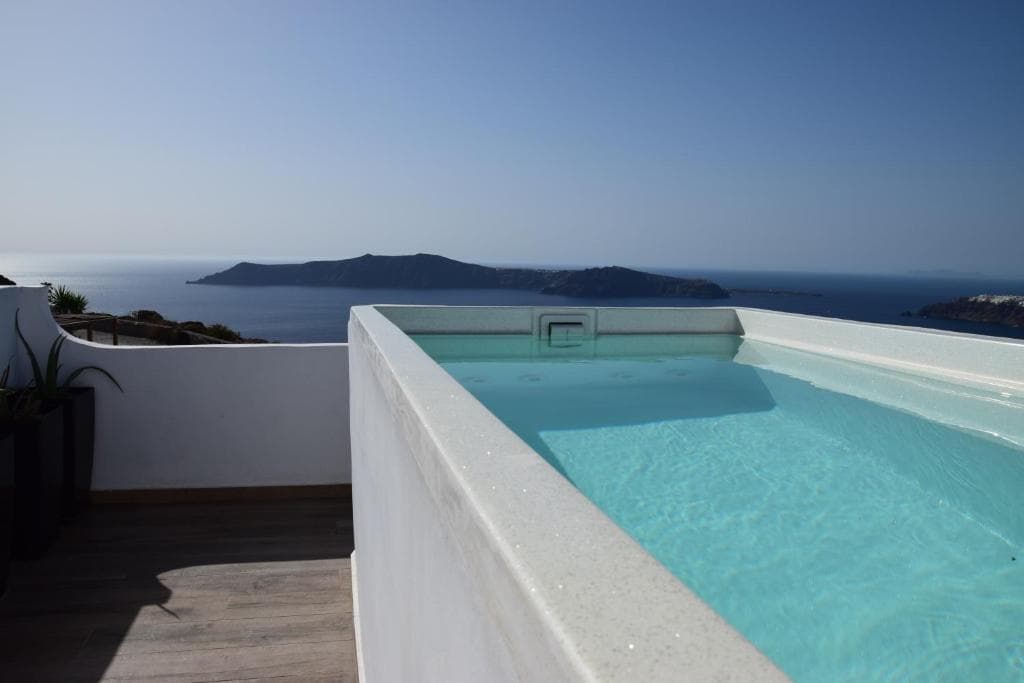 Amaze Suites - 33