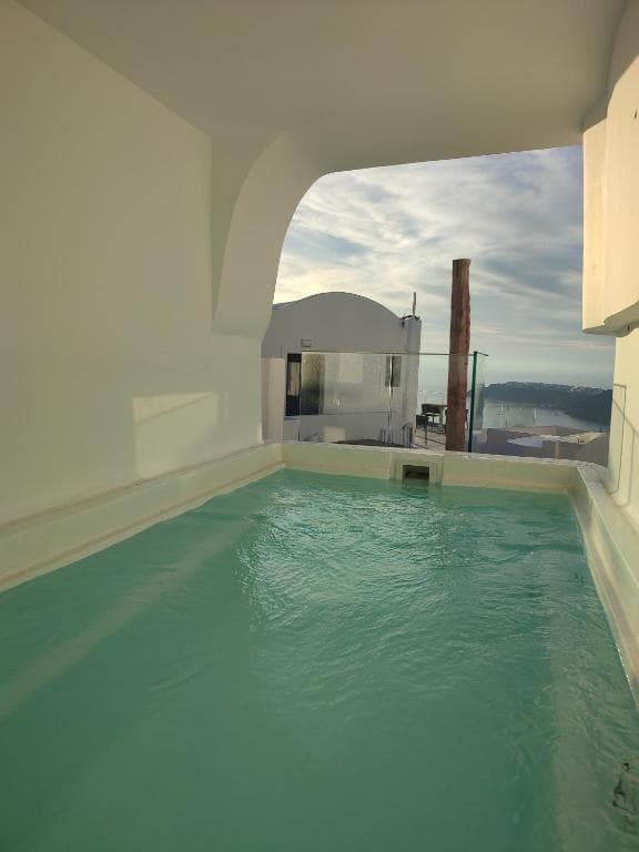 Amaze Suites - 36