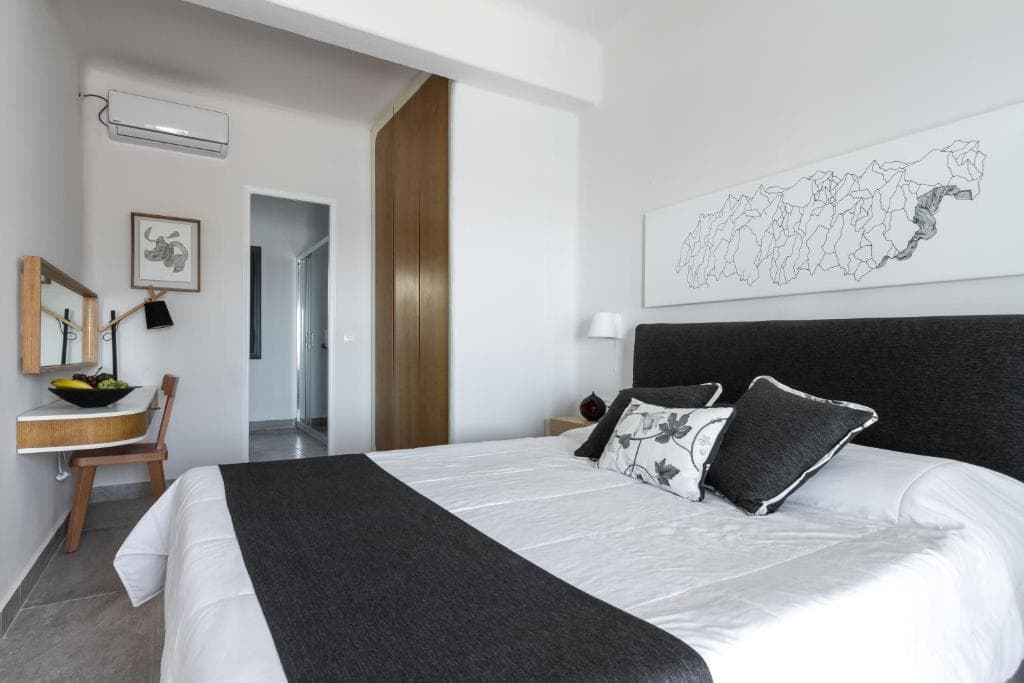 Amaze Suites - 37