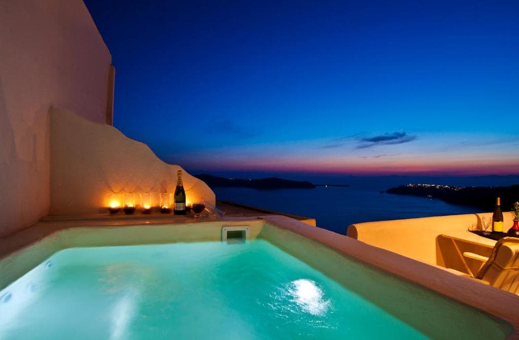 Amaze Suites - 45