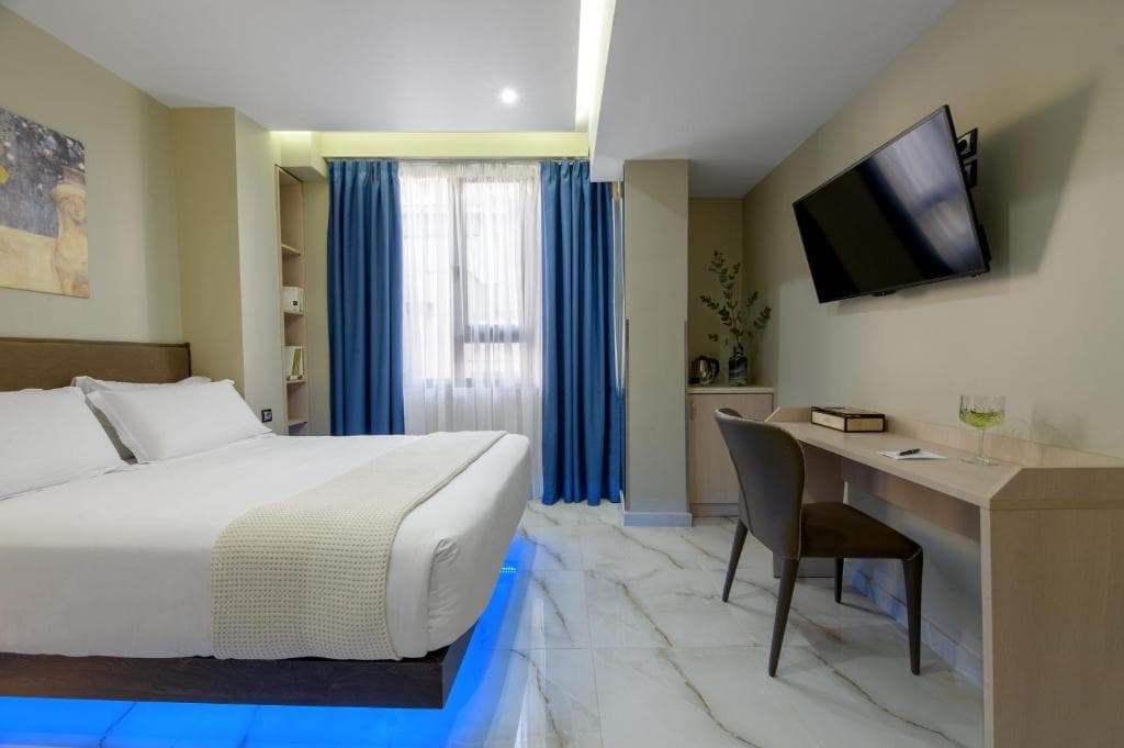Athens Starlight - 19