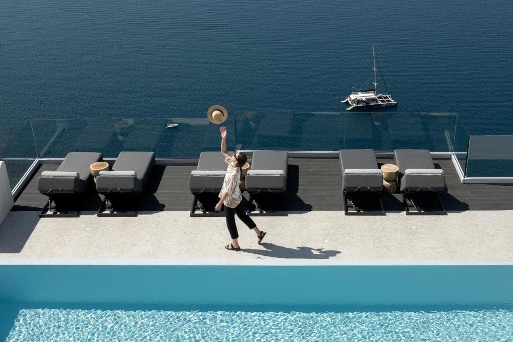 Hom Santorini - 13