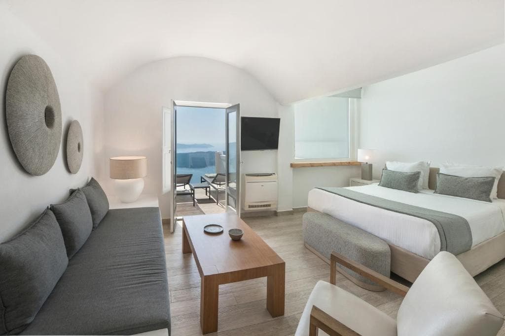 Aqua Luxury Suites by NOMÉE Hospitality Group - 3