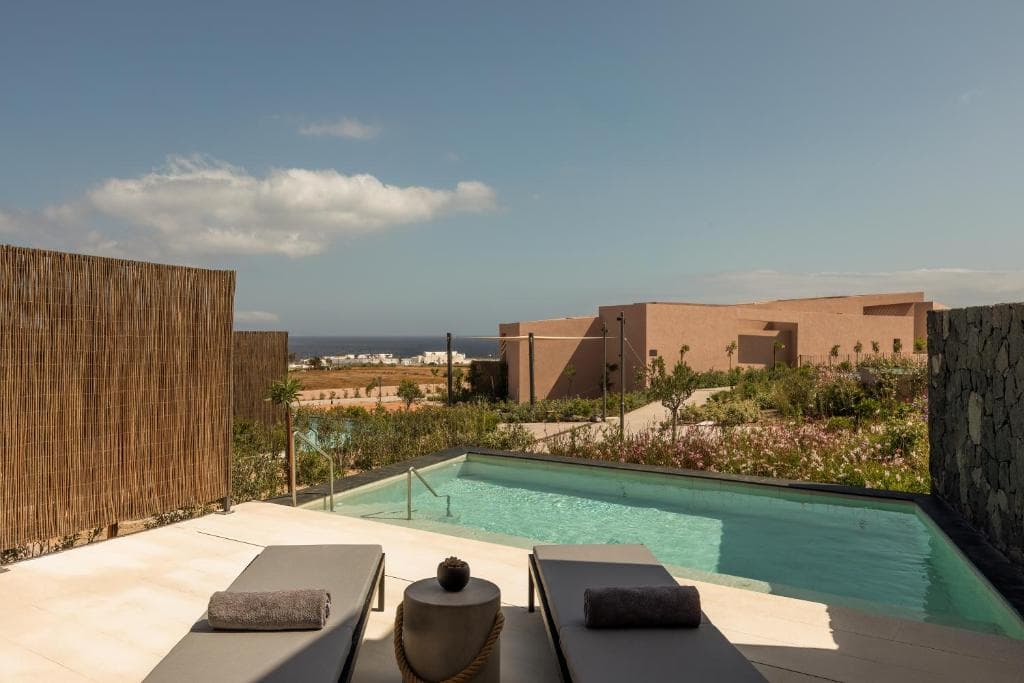 Domes Novos Santorini Resort, Autograph Collection - 26