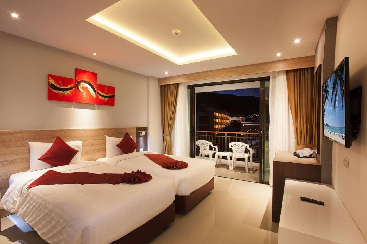 Paripas Patong Resort - 2