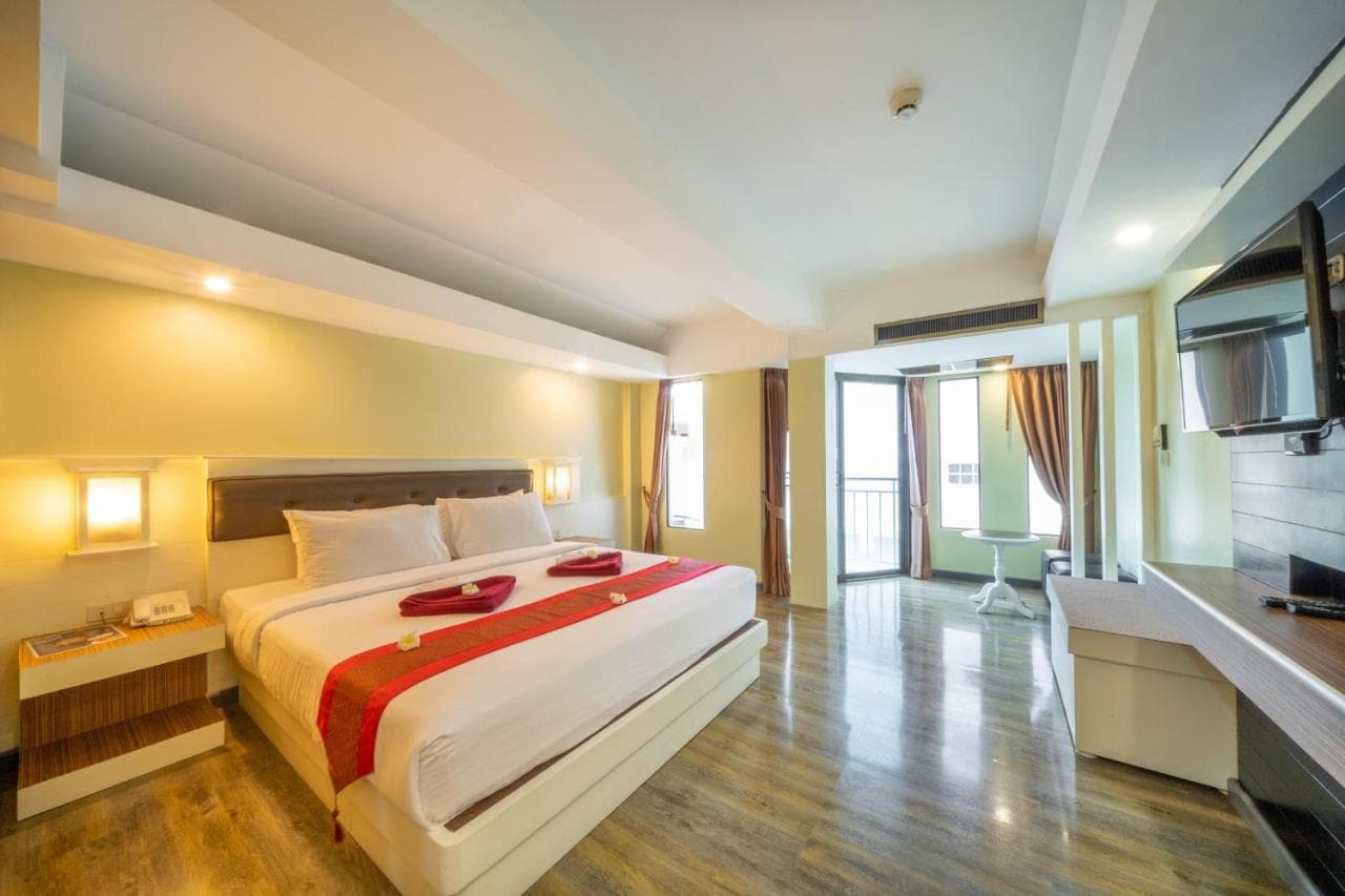 La Vintage Resort - 2