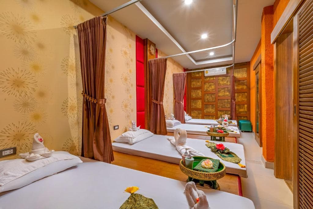 Quality Beach Resorts and Spa Patong - 31