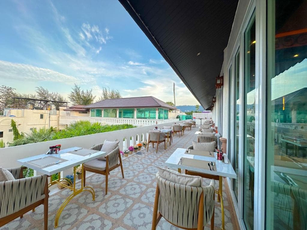 Quality Beach Resorts and Spa Patong - 34
