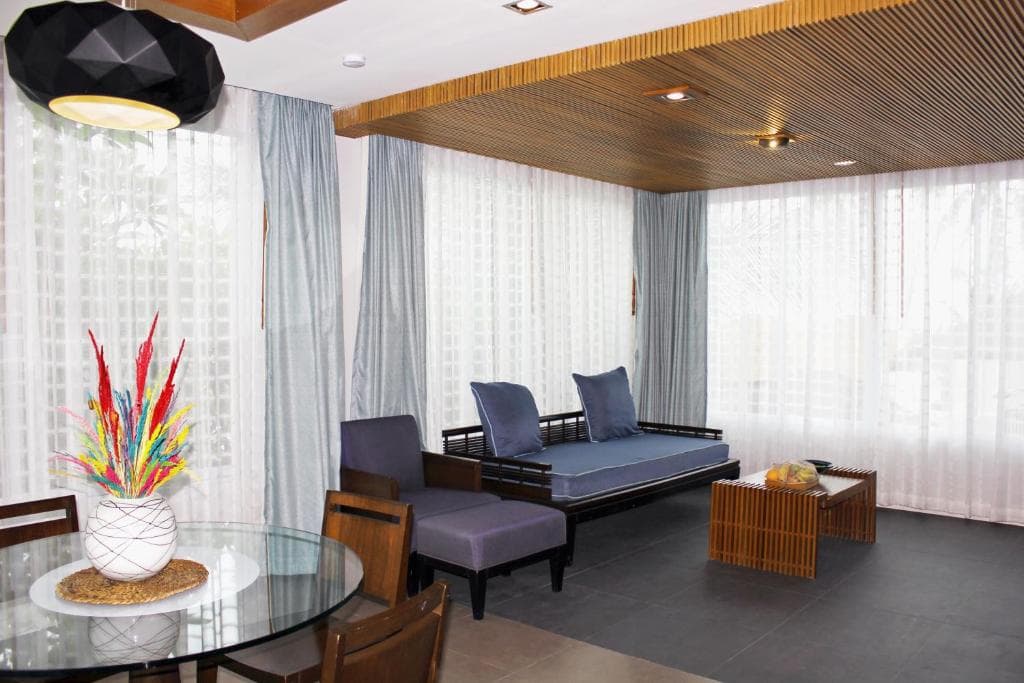 Weekender Resort - 11
