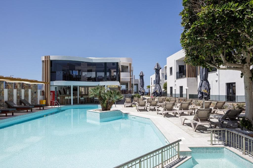 Golden Bay Boutique Hotel & Bungalows - 1
