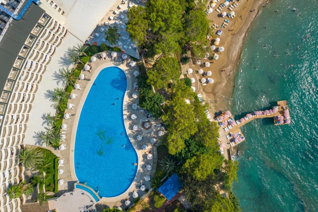 Utopia Beach Hotel - 7