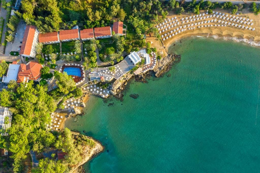 Utopia Beach Hotel - 15