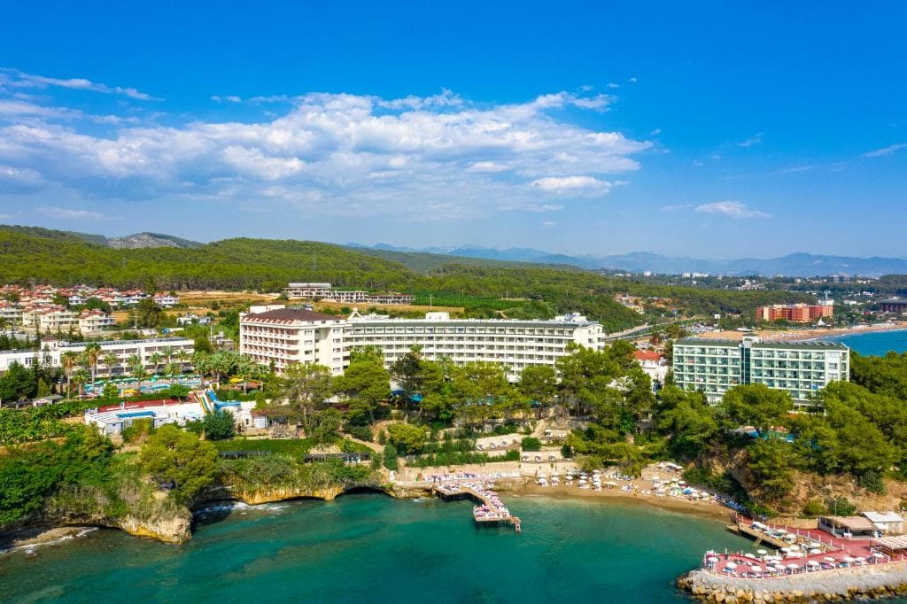 Utopia Beach Hotel - 32