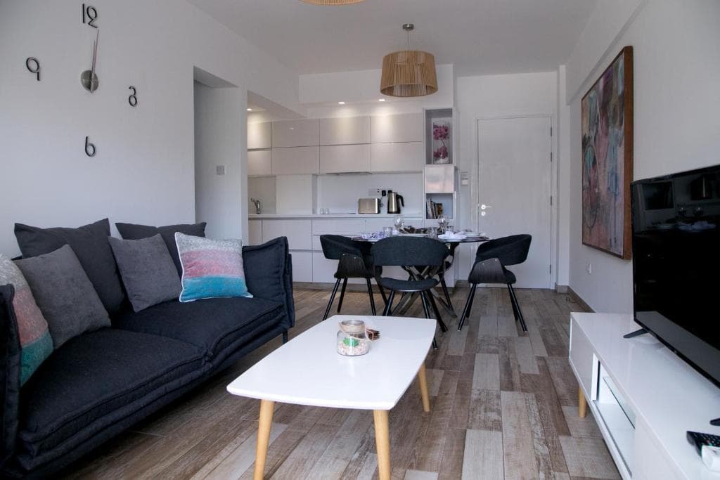 Corina Suites and Apartments - 6