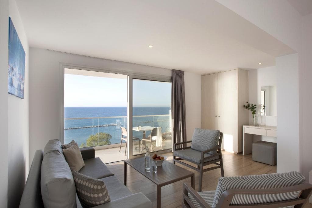 Harmony Bay Hotel - 11