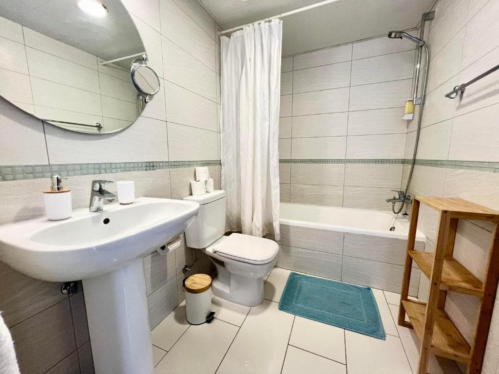 Eden Beach Apartments - 13