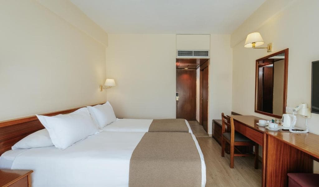 Kapetanios Odyssia Hotel - 38