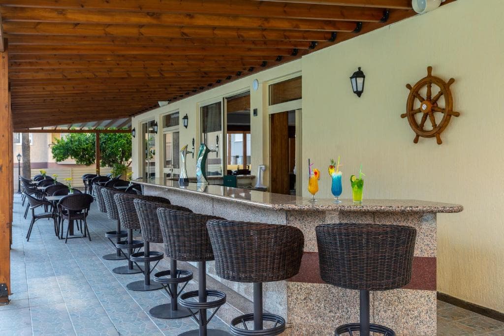 Kapetanios Limassol Hotel - 15