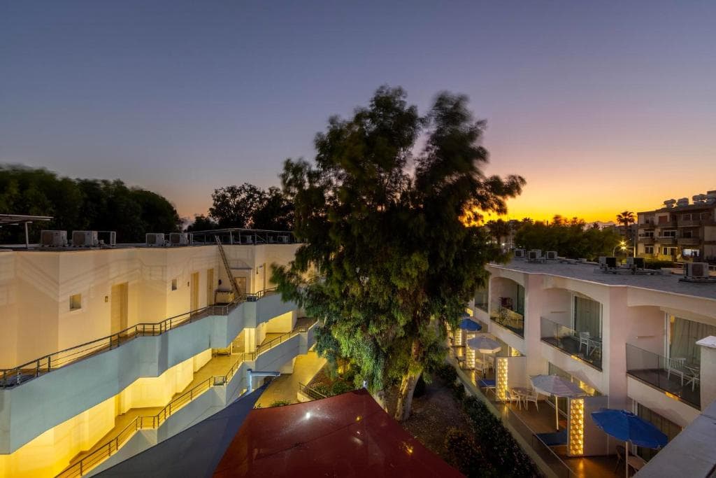 Park Beach Hotel - 27