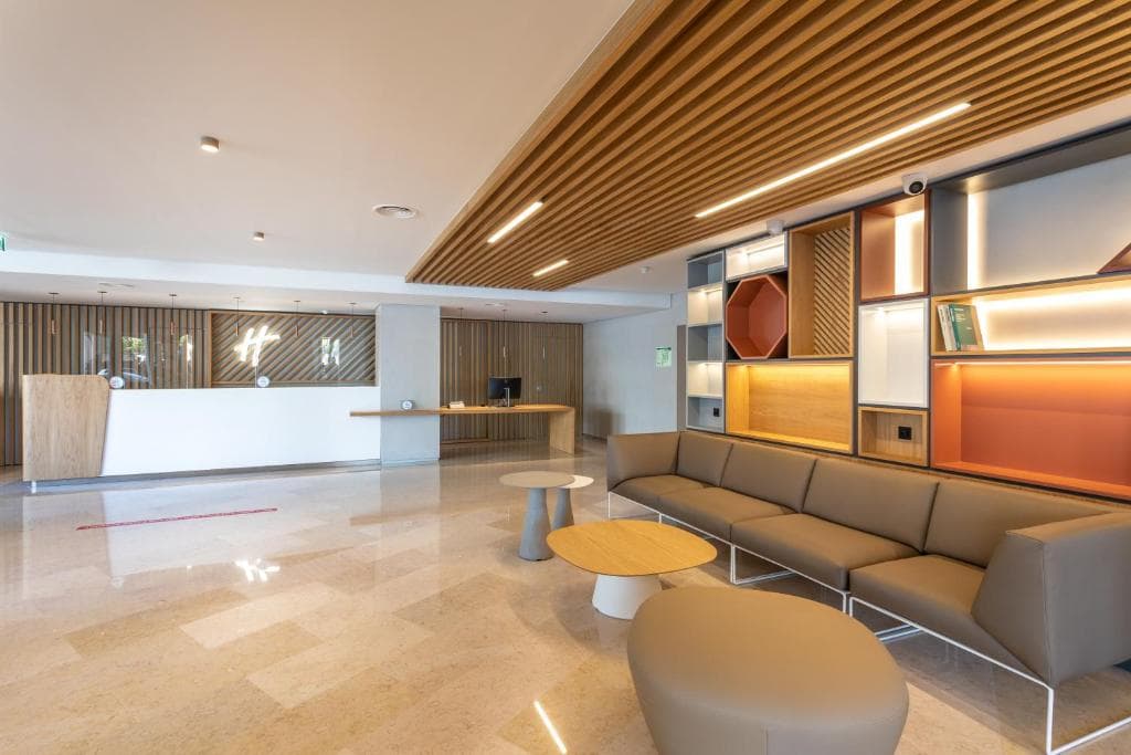 Holiday Inn Lisbon - 2