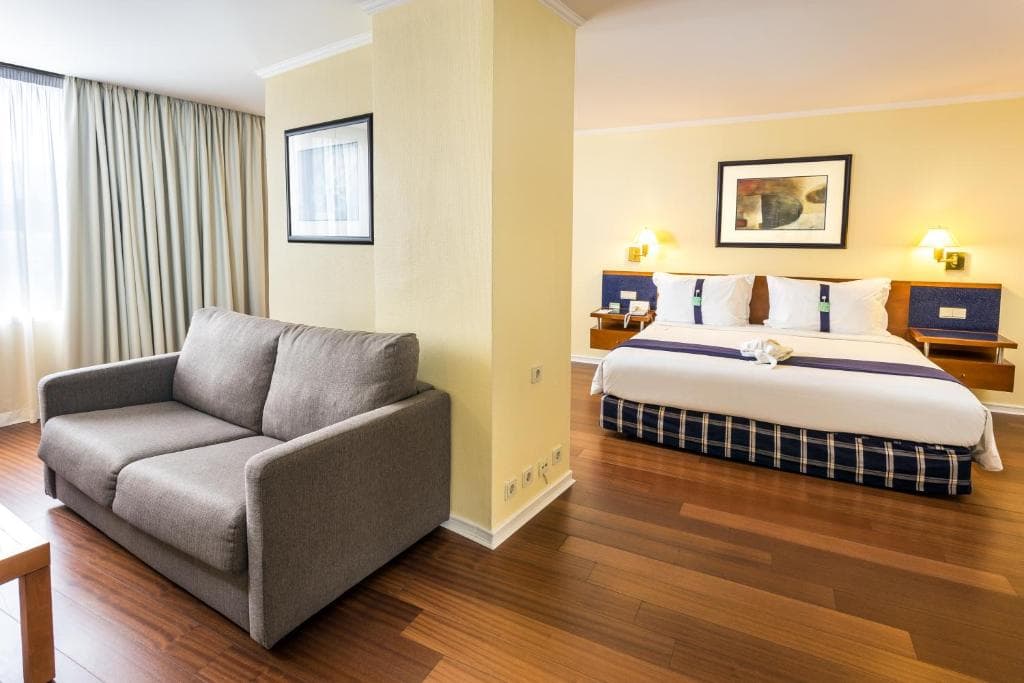 Holiday Inn Lisbon - 23