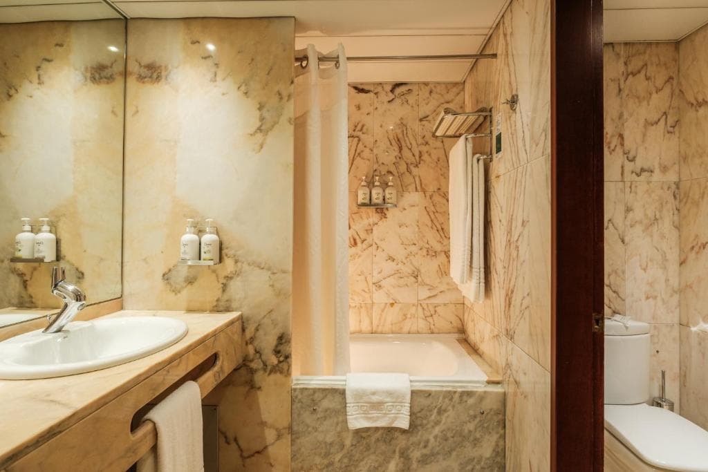 Holiday Inn Lisbon-Continental, an IHG Hotel - 42
