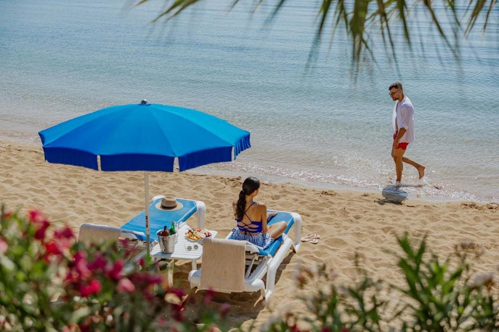 Hotel Golden Coast Beach - 12