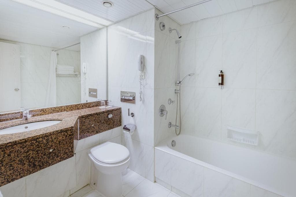 Hotel Golden Coast Beach - 36