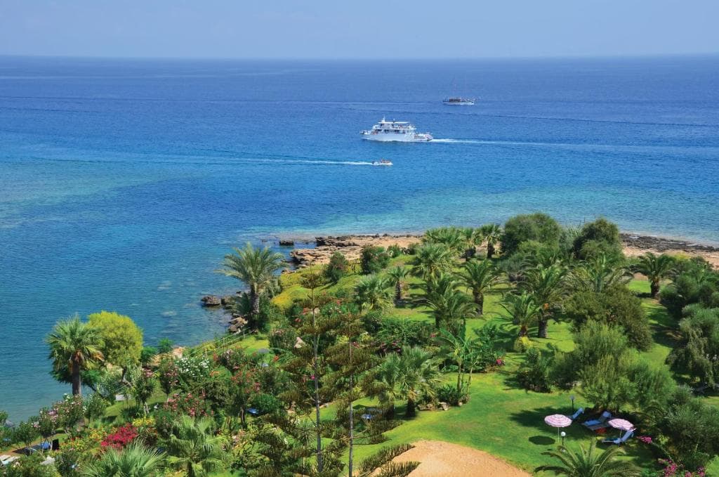 Hotel Crystal Springs Beach - 16