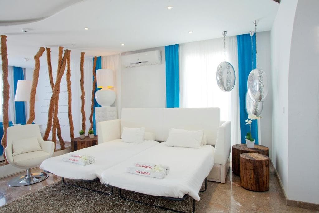 Louis Althea Kalamies Luxury Villas - 32