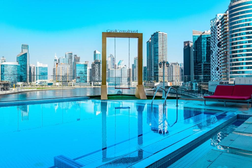 Canal Central Hotel Business Bay - 10