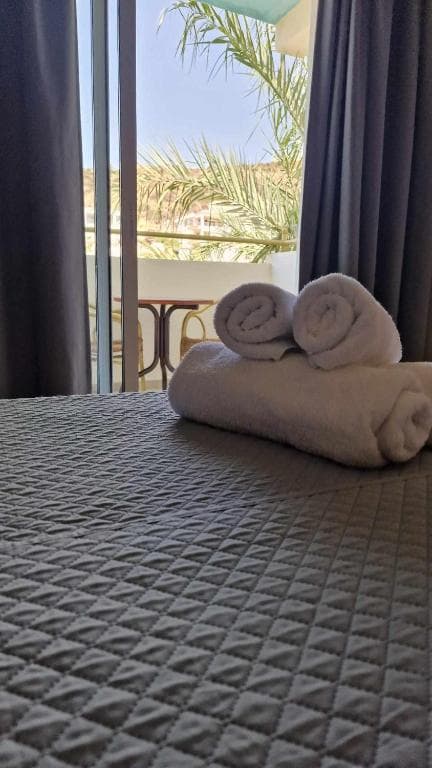 M. Moniatis Hotel - 11