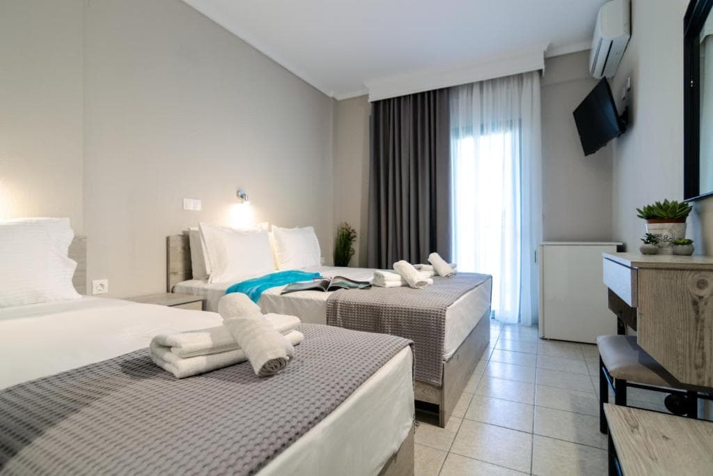 Samel Hotel - 1