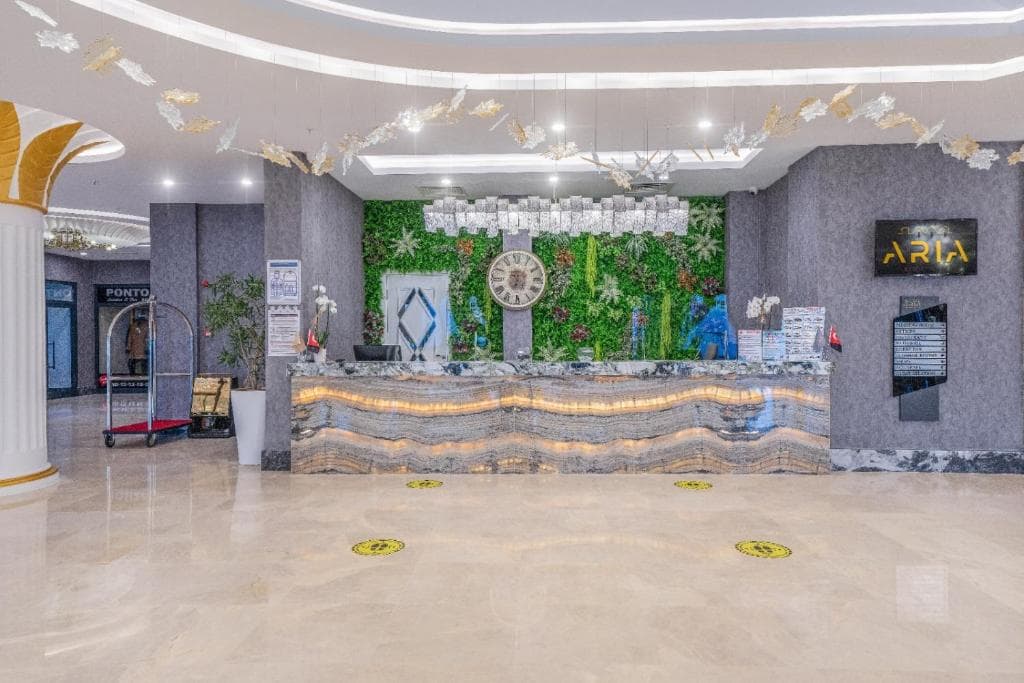 Aria Resort and Spa - 14
