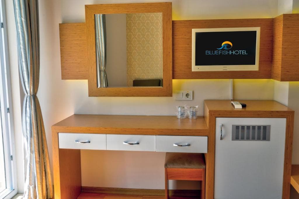 Blue Fish Hotel - 13