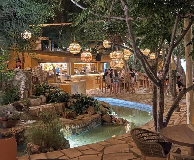 Marlita Beach Hotel Apartments - 10