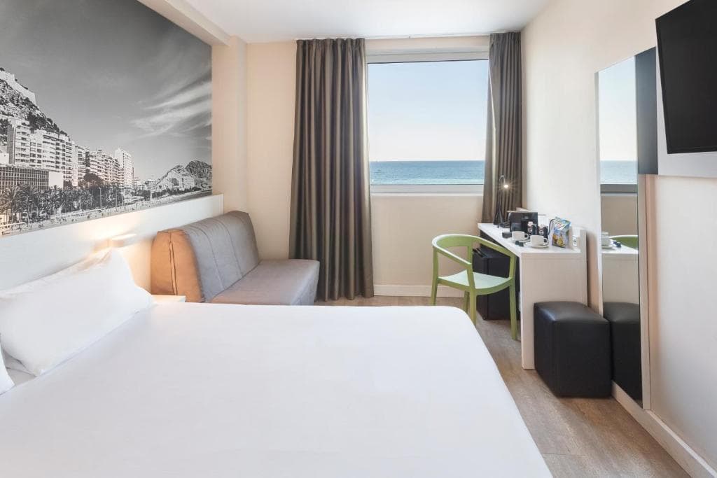 B&B HOTEL Alicante - 18
