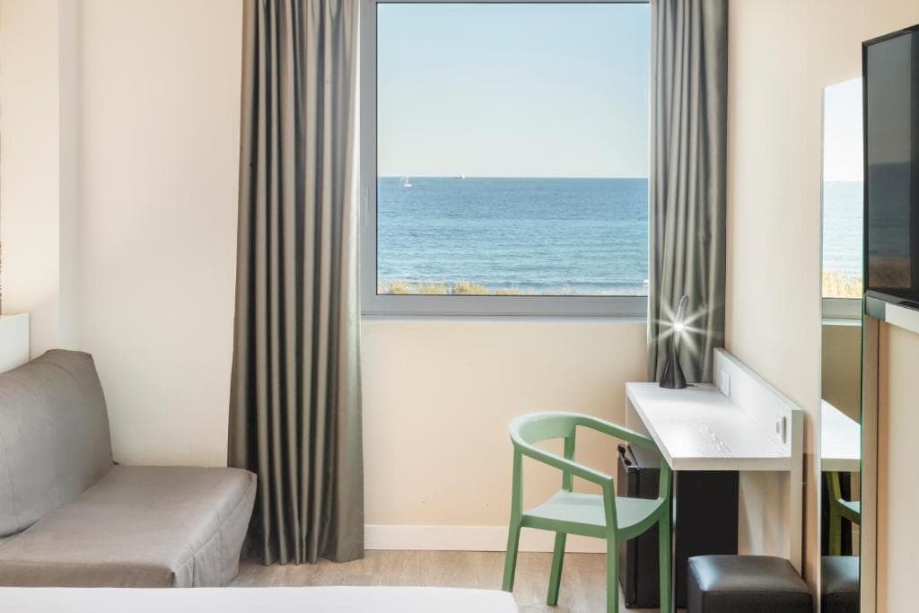 B&B HOTEL Alicante - 20