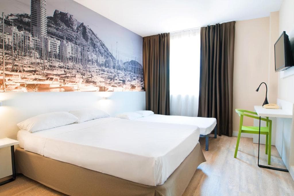 B&B HOTEL Alicante - 22
