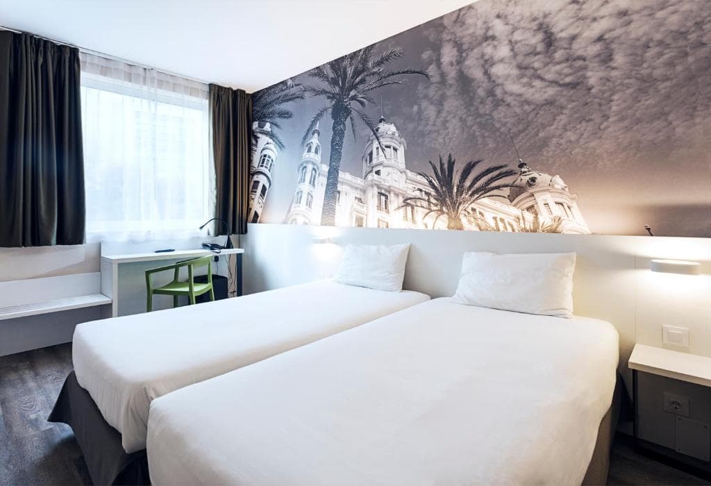 B&B HOTEL Alicante - 24