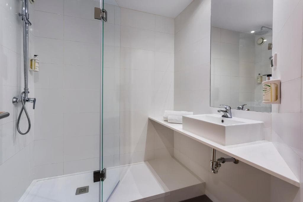 B&B HOTEL Alicante - 28