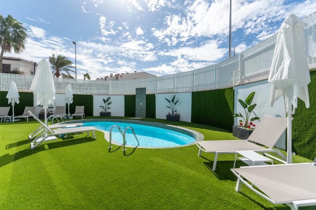 Alsol Los Caribes 2 - Adults Only - 1