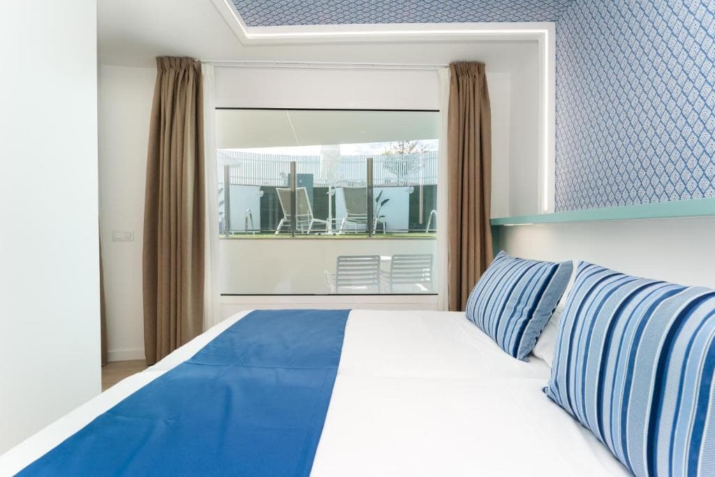 Alsol Los Caribes 2 - Adults Only - 22