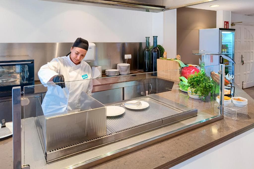 Barcelona - Acqua Hotel Salou - 32