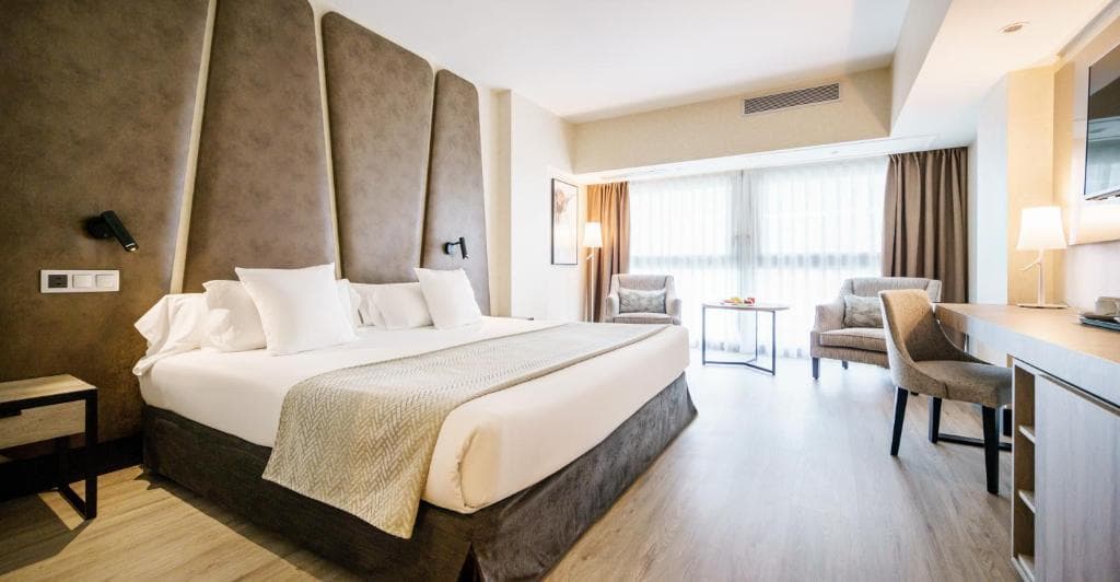 Hotel Ilunion Malaga - 13