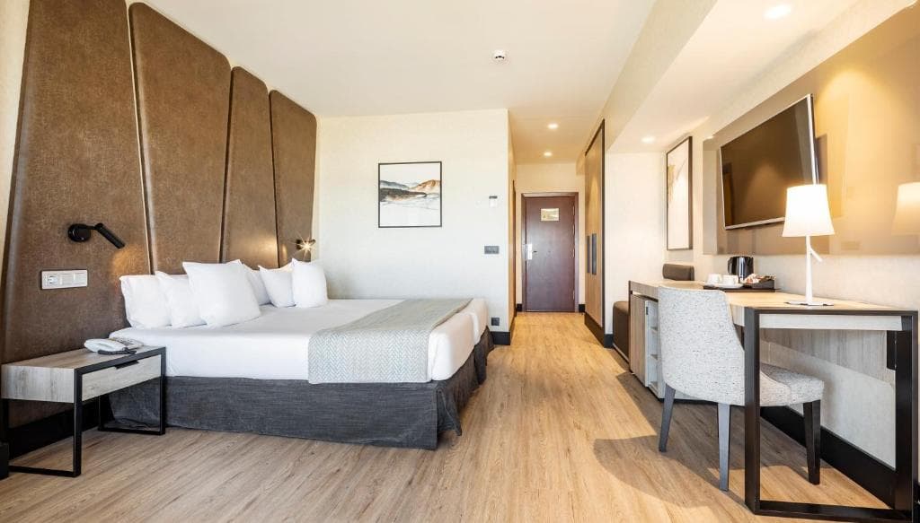 Hotel Ilunion Malaga - 20