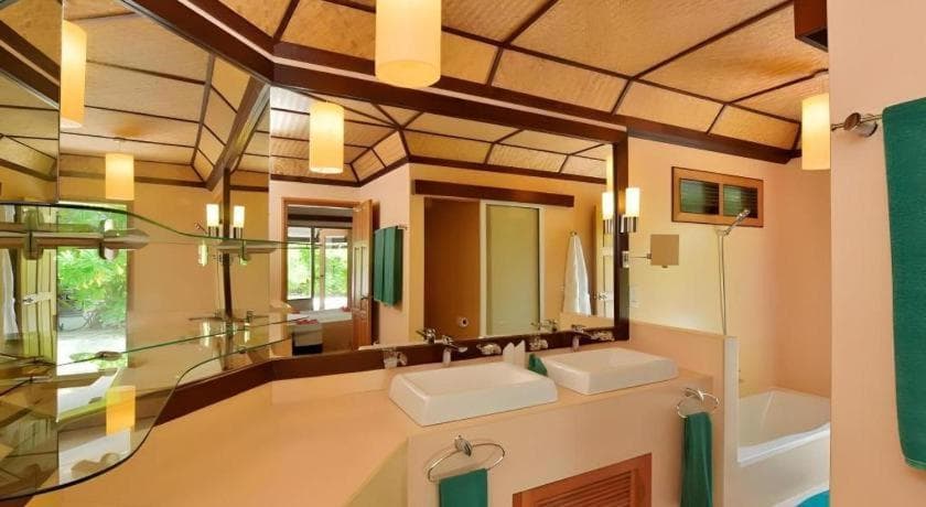 Angaga Island Resort and Spa - 8