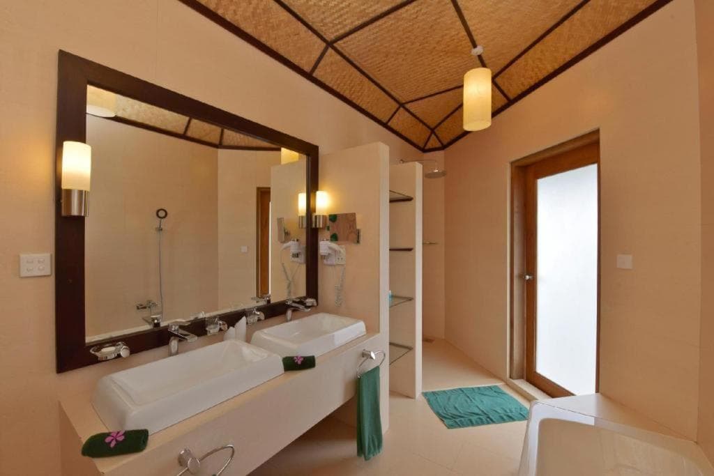 Angaga Island Resort and Spa - 25